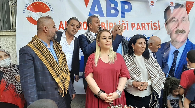 Anadolu Birliği Partisi Urfa il ve ilçe başkanları toplu istifa etti