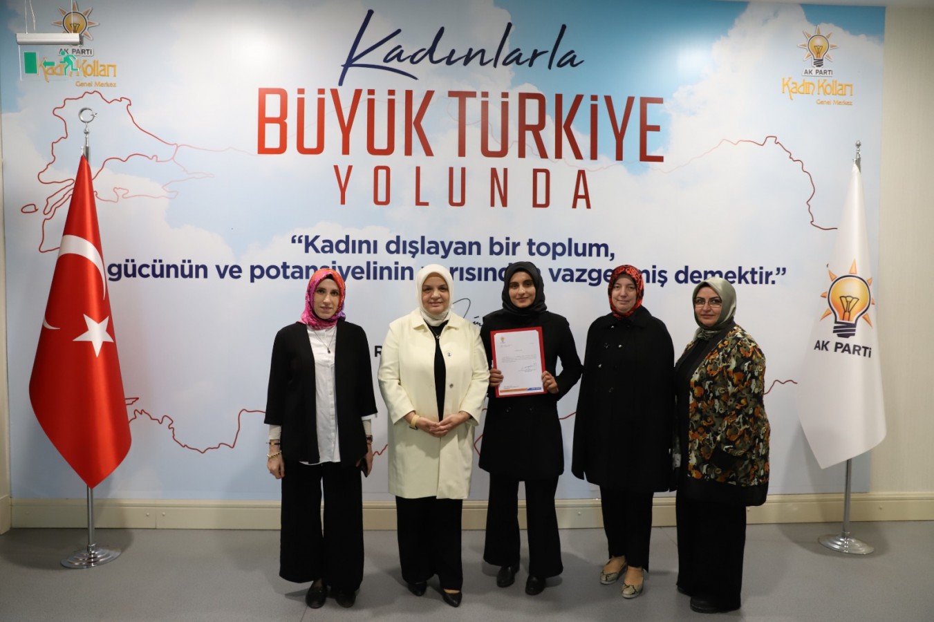 AK Parti Harran Kadın Kolları Başkanlığı'nda nöbet değişimi