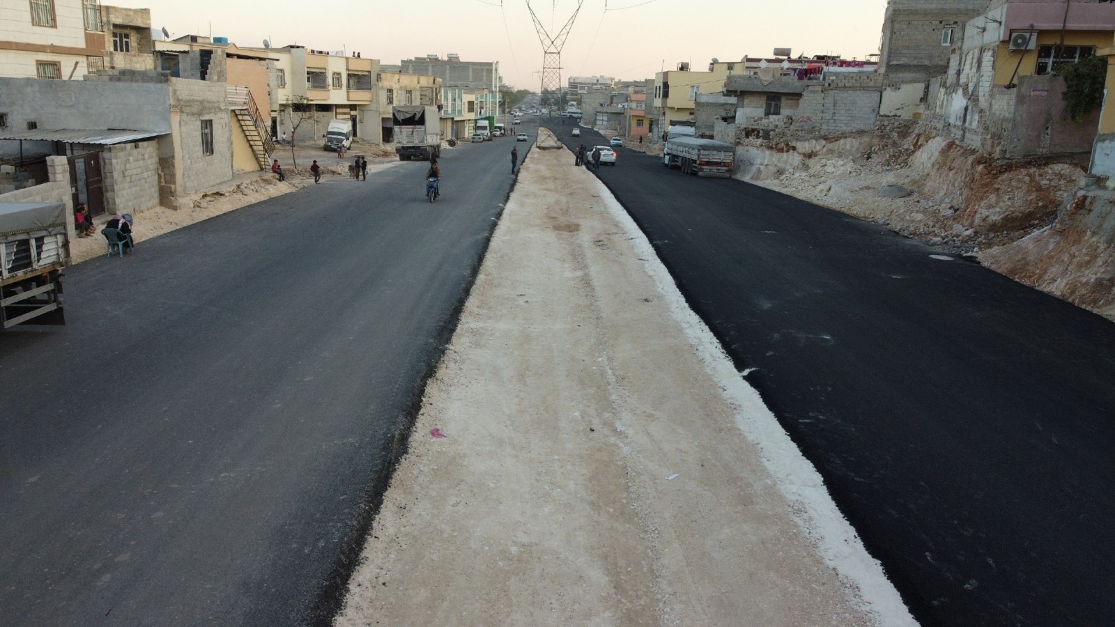 Şanlıurfa'nın Eyyübiye ilçesinde asfalt çalışmaları tamamlandı