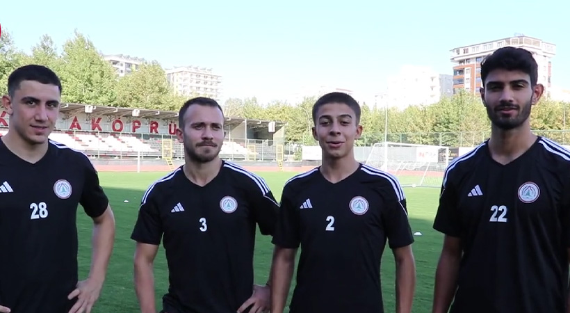 Karaköprüsporlu futbolculardan maça davet