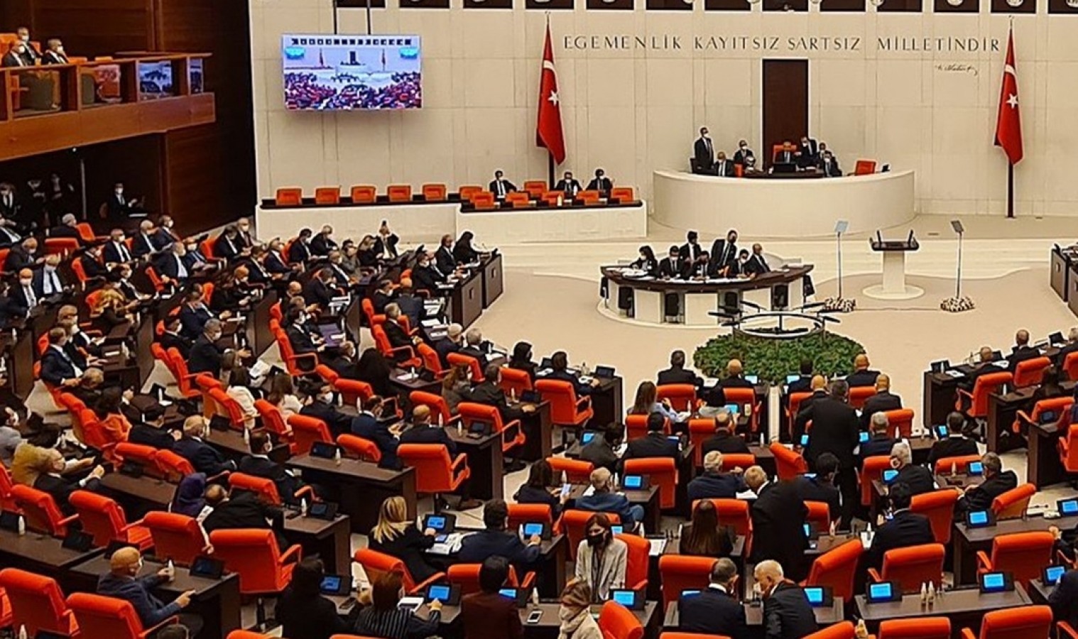 Maaşları 40 bin liradan 56 bin liraya yükseldi