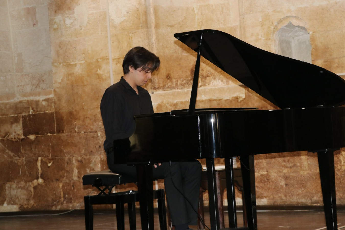 Piyanist Şakır, Urfalı'lara unutulmaz bir gün yaşattı
