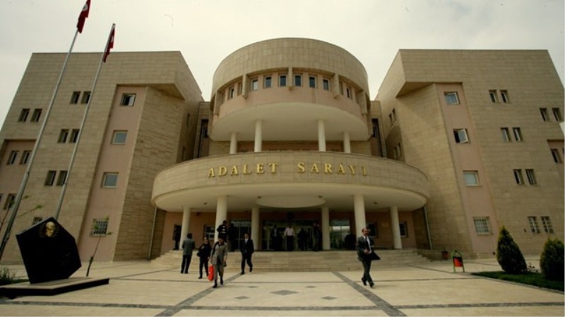 Şanlıurfa Adliyesi'nde kendini savcı olarak tanıtan şüpheli yakalandı