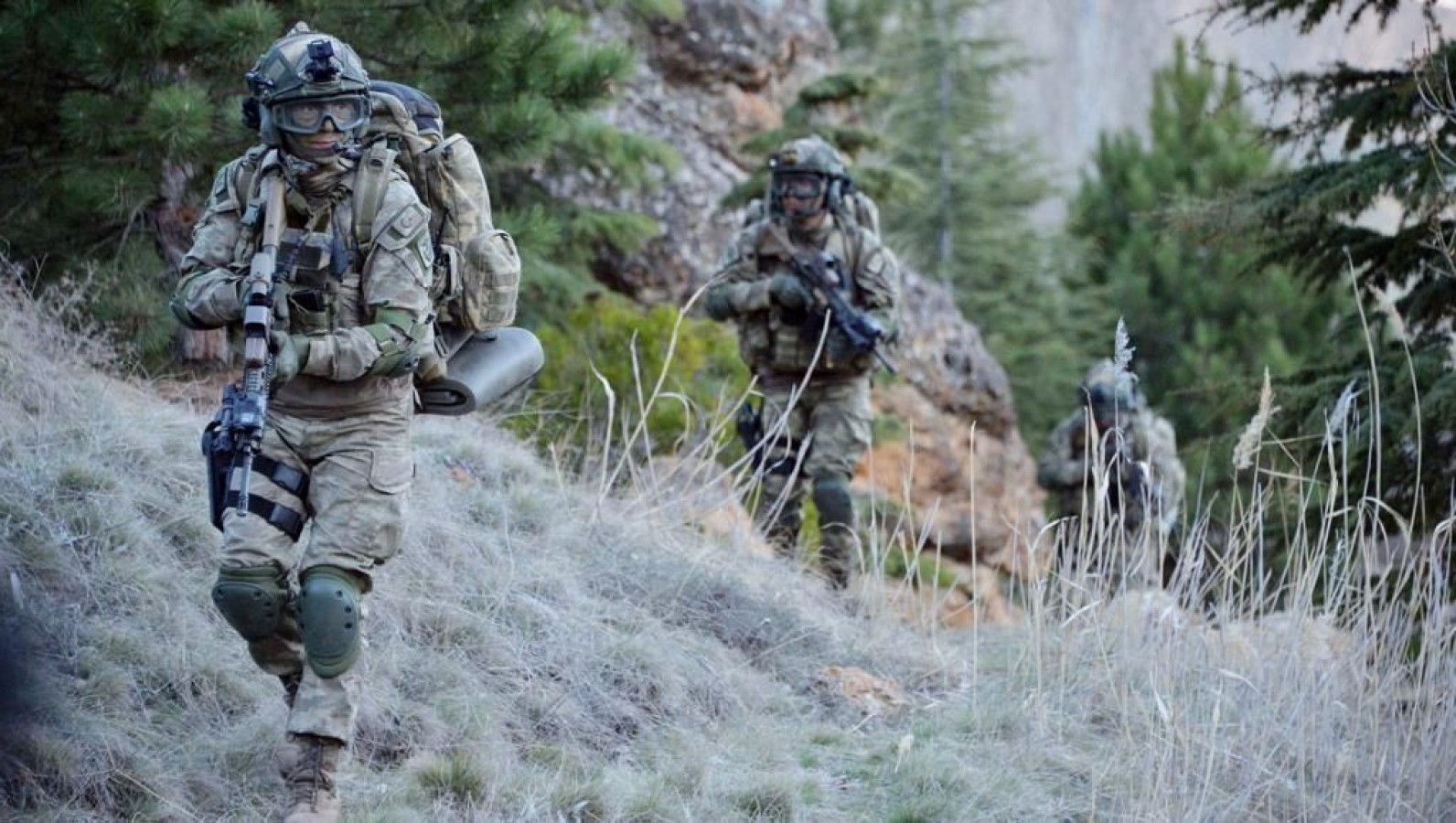 Urfa sınırında 7 PKK'lı terörist etkisiz hale getirildi