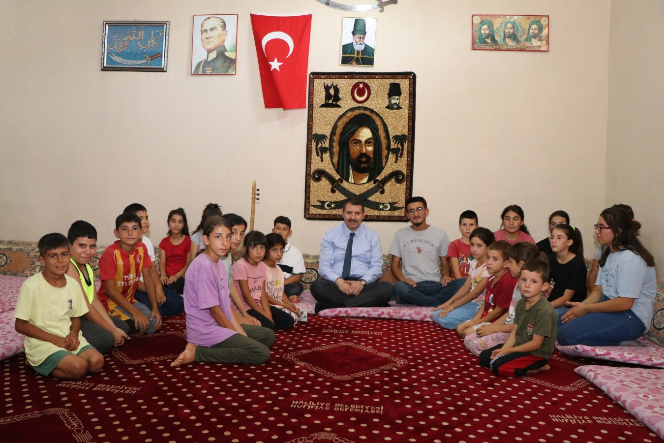 Vali Salih Ayhan'a sosyal medyada destek yağdı...